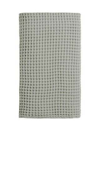 Parachute Waffle Hand Towel in Green. | Revolve Clothing (Global)