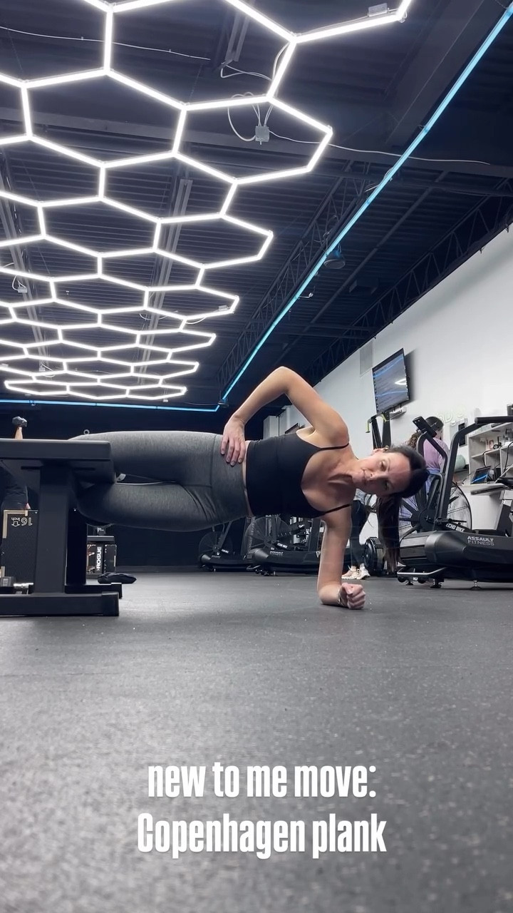 new to me move: 
Copenhagen plank