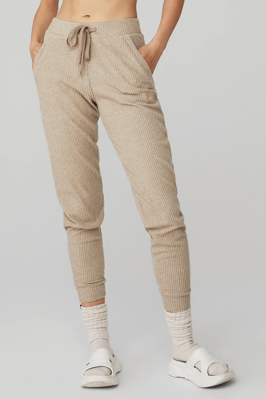 Muse Sweatpant in Gravel Heather, Size: XS | Alo YogaÅ½ | Alo Yoga