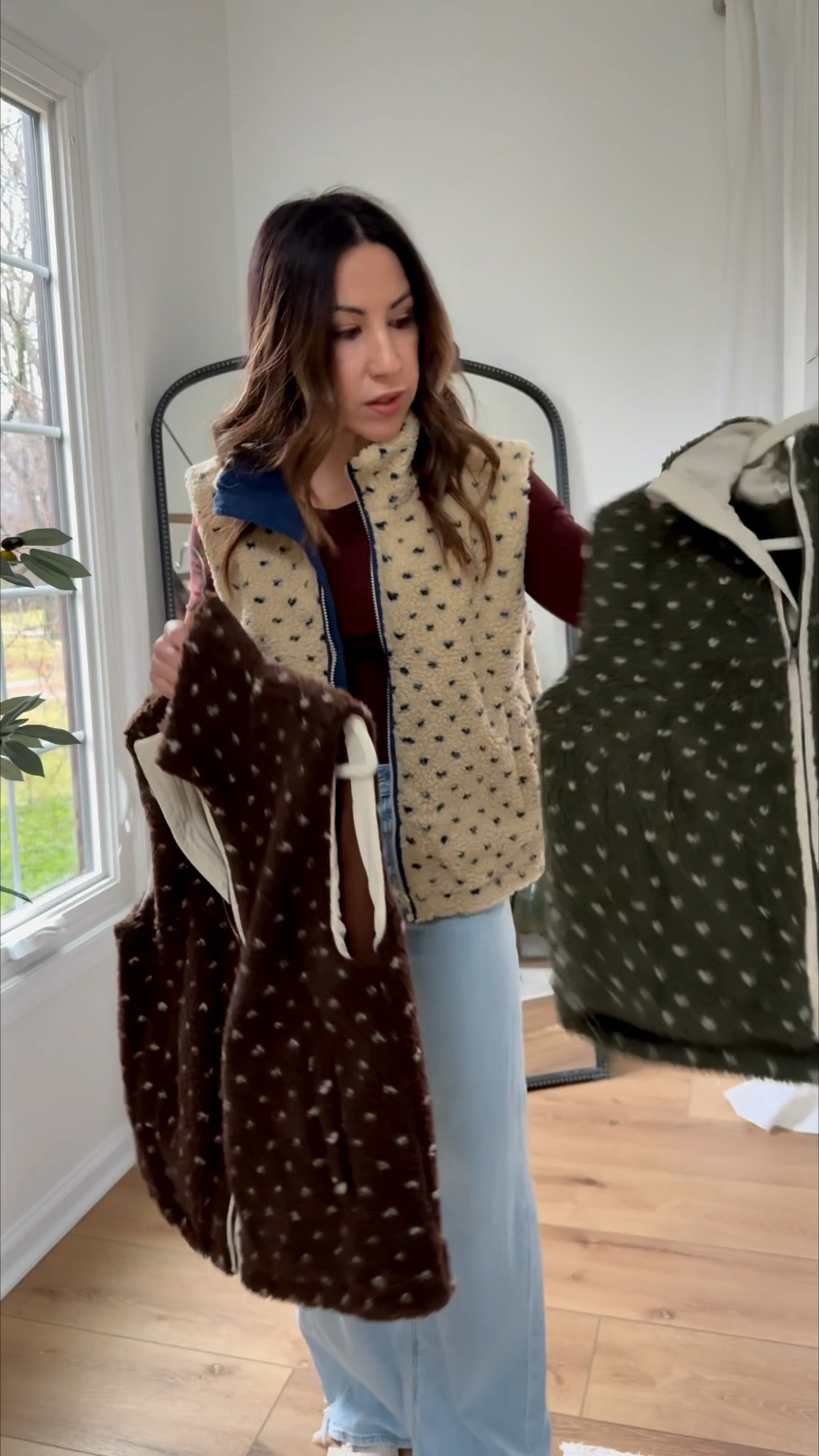 Sherpa vest XS, top small, baggy jeans 0 short. Sneaker size down.

#LTKSaleAlert #LTKOver40 #LTKFindsUnder50