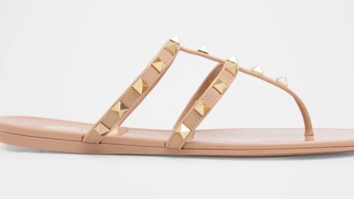 Valentino flats on sale

#LTKCyberWeek