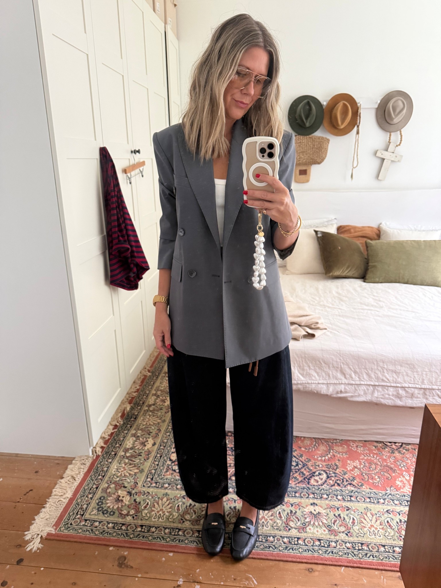 Today’s office look - simple, elevated yet comfortable x

Wearing a EU36(AU 8) in the jeans, small in the tank and 6 in the blazer (now sold out - other options linked). Shoes are true to size and so comfy!! 

#LTKootd #LTKSeasonal