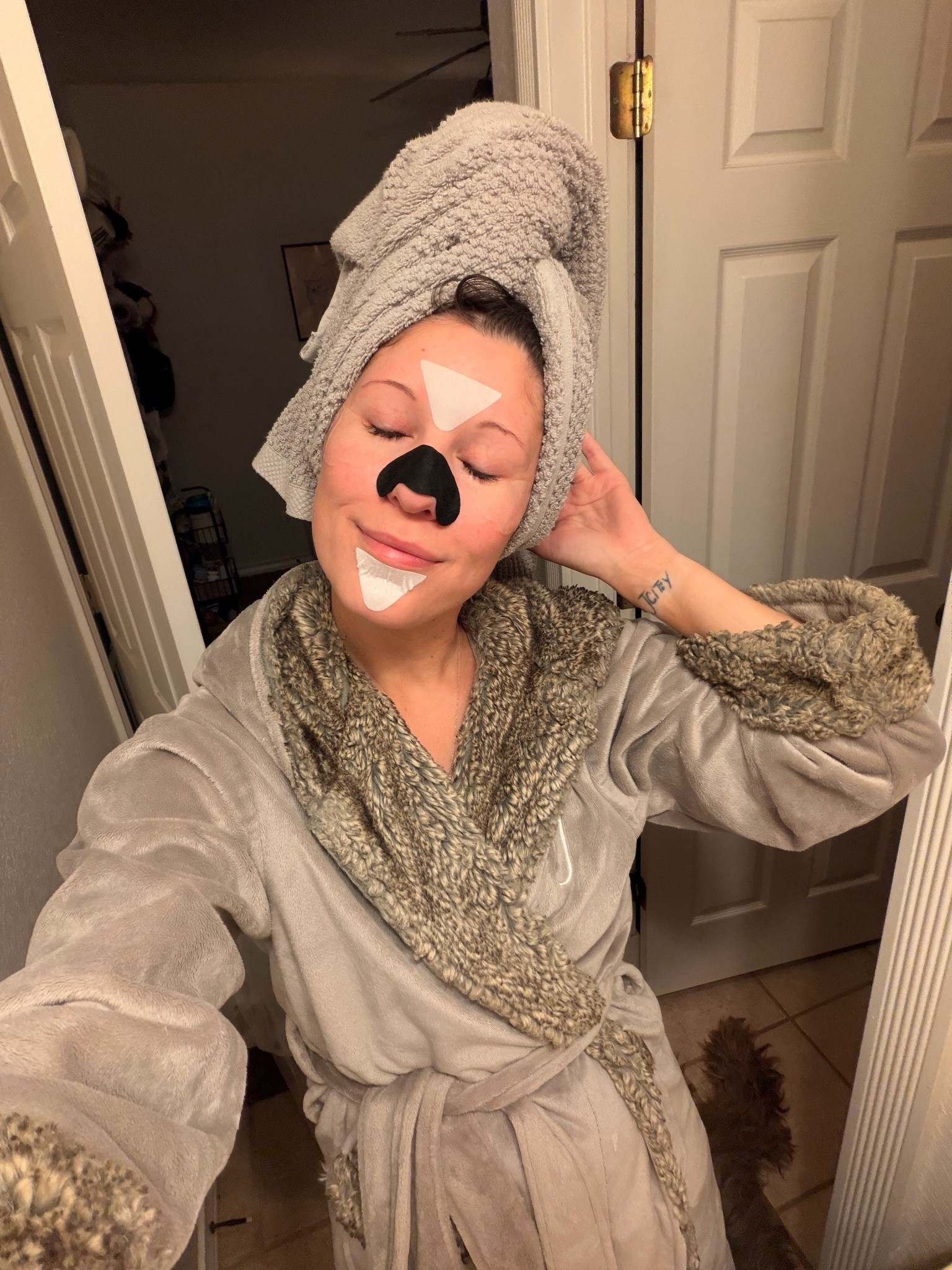 It be like that sometimes 🧖🏻‍♀️

#LTKgrwm #LTKBeauty #LTKselfcare
