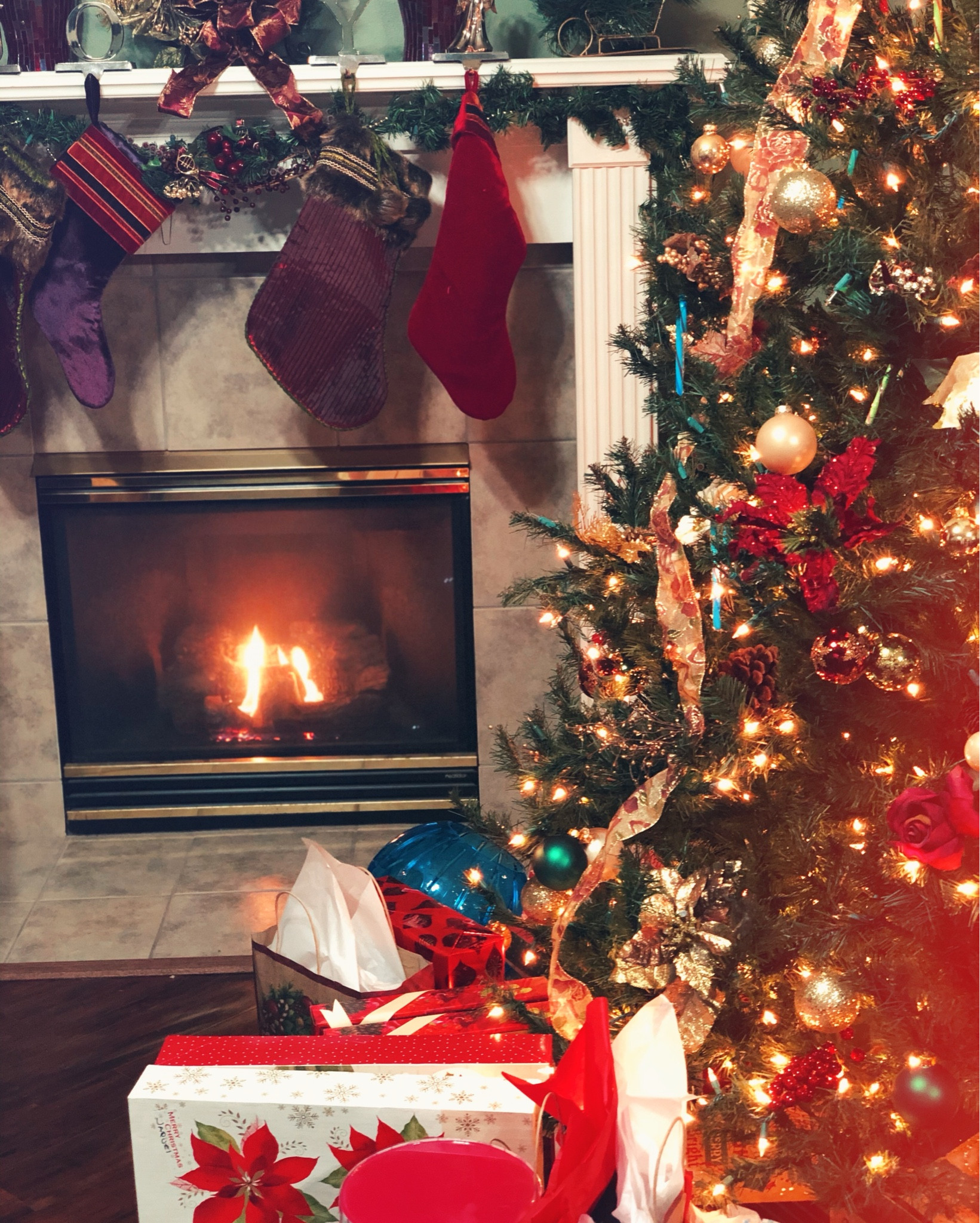 It’s time !!!! 🎄 Let’s celebrate the holidays the right way ! The viral home depot Christmas tree is here ! 

#LTKSaleAlert #LTKHoliday #LTKHome