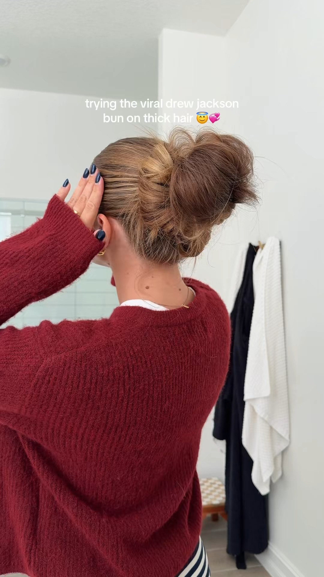 trying out the viral drew jackson bun on thick hair ✨ I have SO much hair but ahhh I think it turned out cute??? 🤧🤭

#LTKBeauty #LTKgrwm