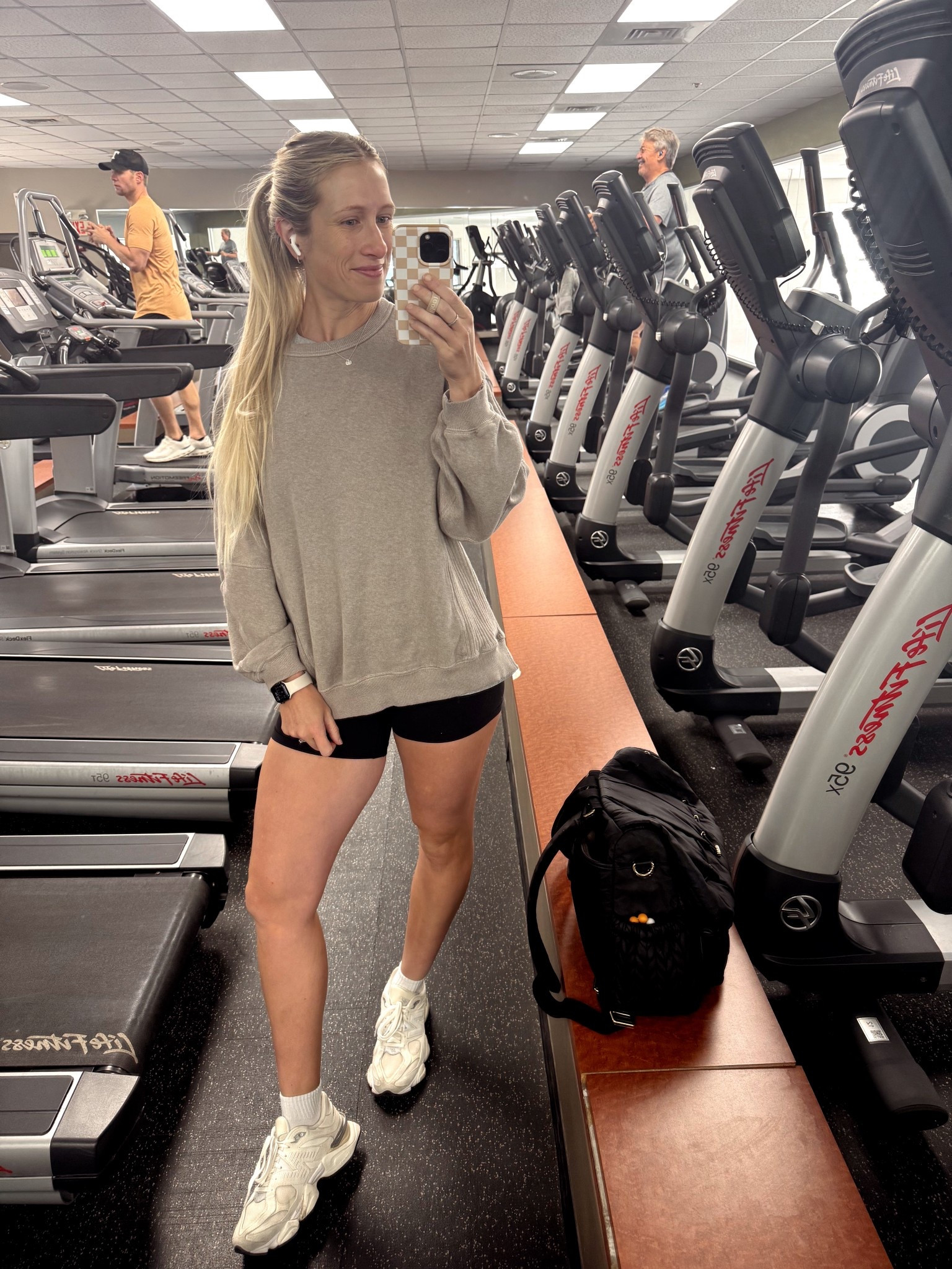 Aerie sweatshirt sale!! My favorite cozy sweatshirts!! Wearing a small in this one! #aerie #cozy #active #trend 

#LTKActive #LTKSaleAlert