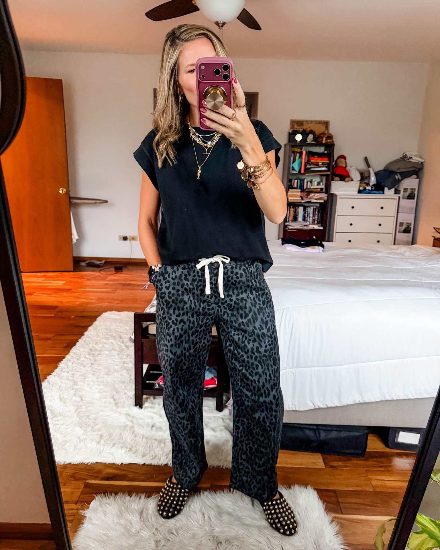 What a Monday!! I left my coffee at home and didn’t realize it until I got all the way to work! 😩😩 luckily my husband was so nice he went home and got it for me while I was teaching ❤️❤️

#LTKootd #LTKWorkwear #LTKOver40