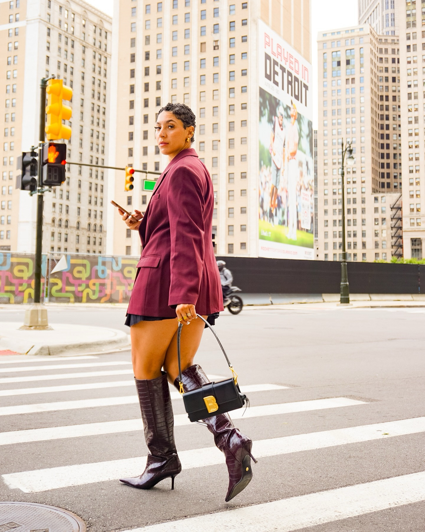 I love a good effortless chic look no matter the time of year. Usually it’s a brown monochrome moment, but burgundy has had me a chokehold soooo expect to see a lot of ways to style it coming to the feed. What’s your go to color in the fall?

#effortlesschic #falloutfits #hmootd #fitcheck

#LTKMidsize #LTKStyleTip