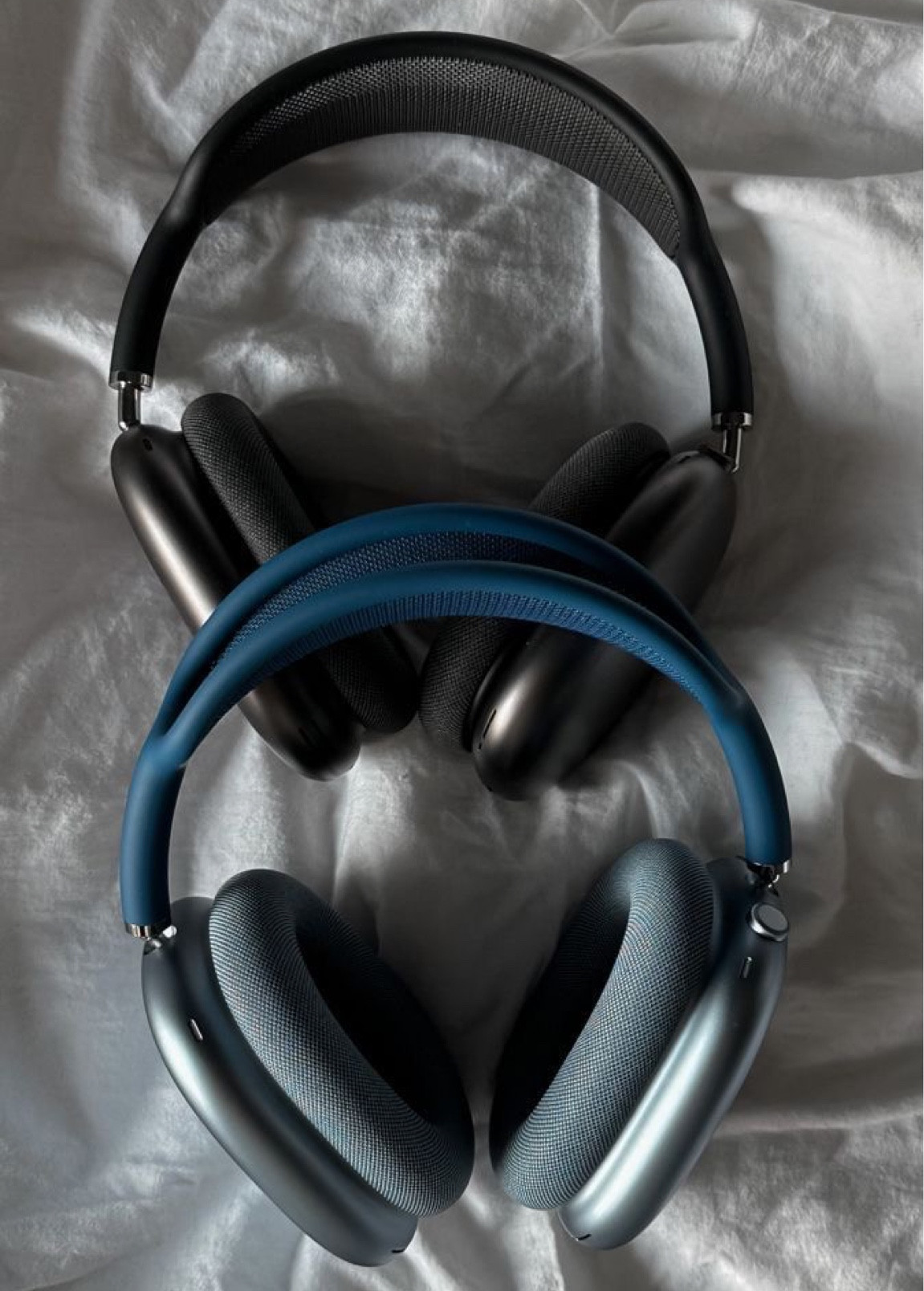 Holiday Gift Guide for Men: High Budget - Apple Airpod Max 🎧

#LTKGiftGuide #LTKHoliday #LTKSeasonal