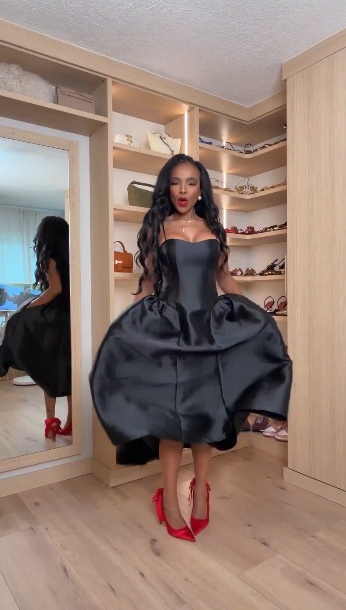 ✨ Classic glamour, elevated with @express
A sculpted black corset dress with a full, dramatic skirt is the definition of timeless drama. The fitted bodice creates that snatched silhouette, while the flared hem brings movement that feels straight out of an old-Hollywood moment. Finished with a bold heel for contrast, this look is elegant, confident, and unforgettable.

Perfect for holiday parties, cocktail nights, formal dinners, or winter celebrations.

black corset midi dress, elegant holiday outfit, dramatic evening dress, chic winter party look, classic black gown styling

📏 Sizing: Wearing size Small
Measurements: 5’4” · 138 lbs · 34D · 27” waist · 40” hips

✨ Everything linked below for easy shopping

#LTKootd #LTKHoliday #LTKPetite