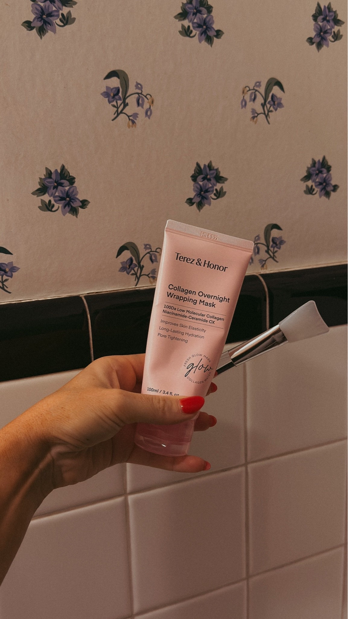I’ve been loving this overnight wrapping mask so much. I use 1-2 times per week over my normal night time skincare products!

#LTKselfcare #LTKBeauty