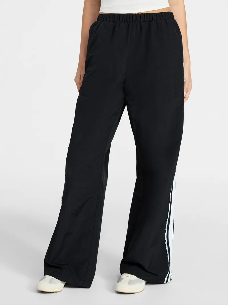 No Boundaries Lace Side Stripe Track Pants, 30.5'' Inseam, Women's XXS-XXL | Walmart (US)