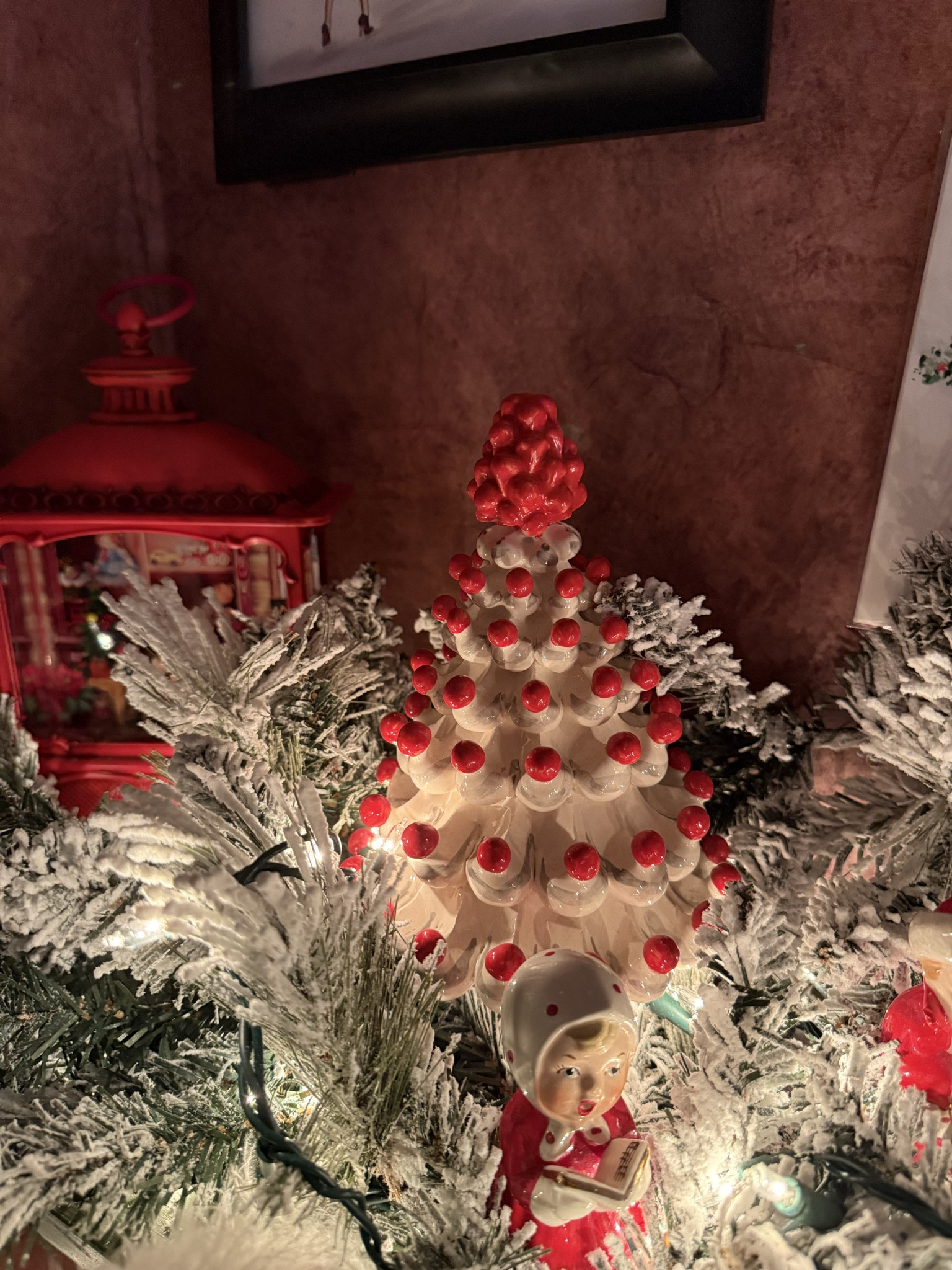 Living for the Christmas decor!

#LTKSeasonal #LTKHome #LTKHoliday