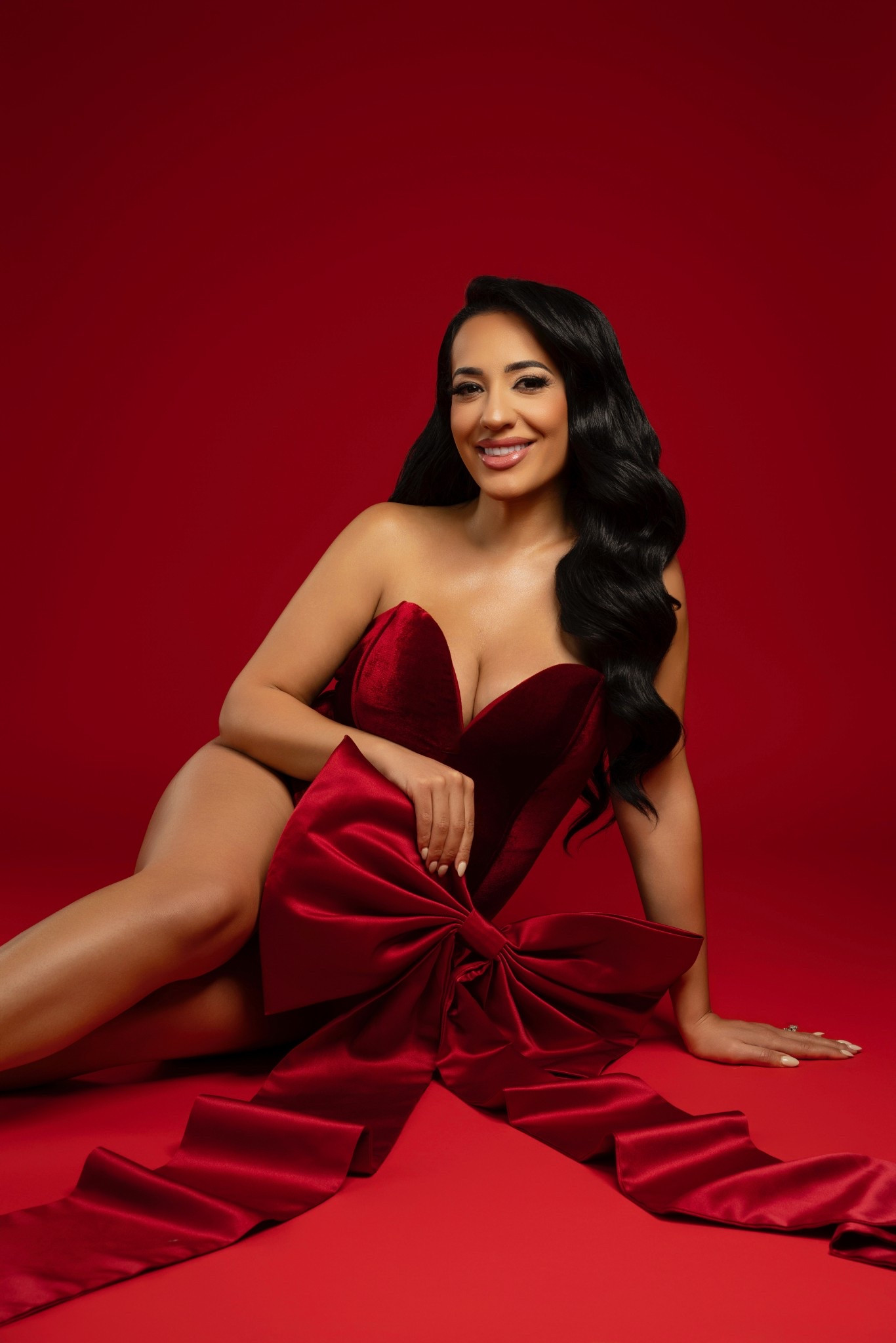 Shop my maternity photoshoot burgundy velvet red bow look 🌹🎀🎁

#LTKdayinmylife #LTKBump #LTKHoliday