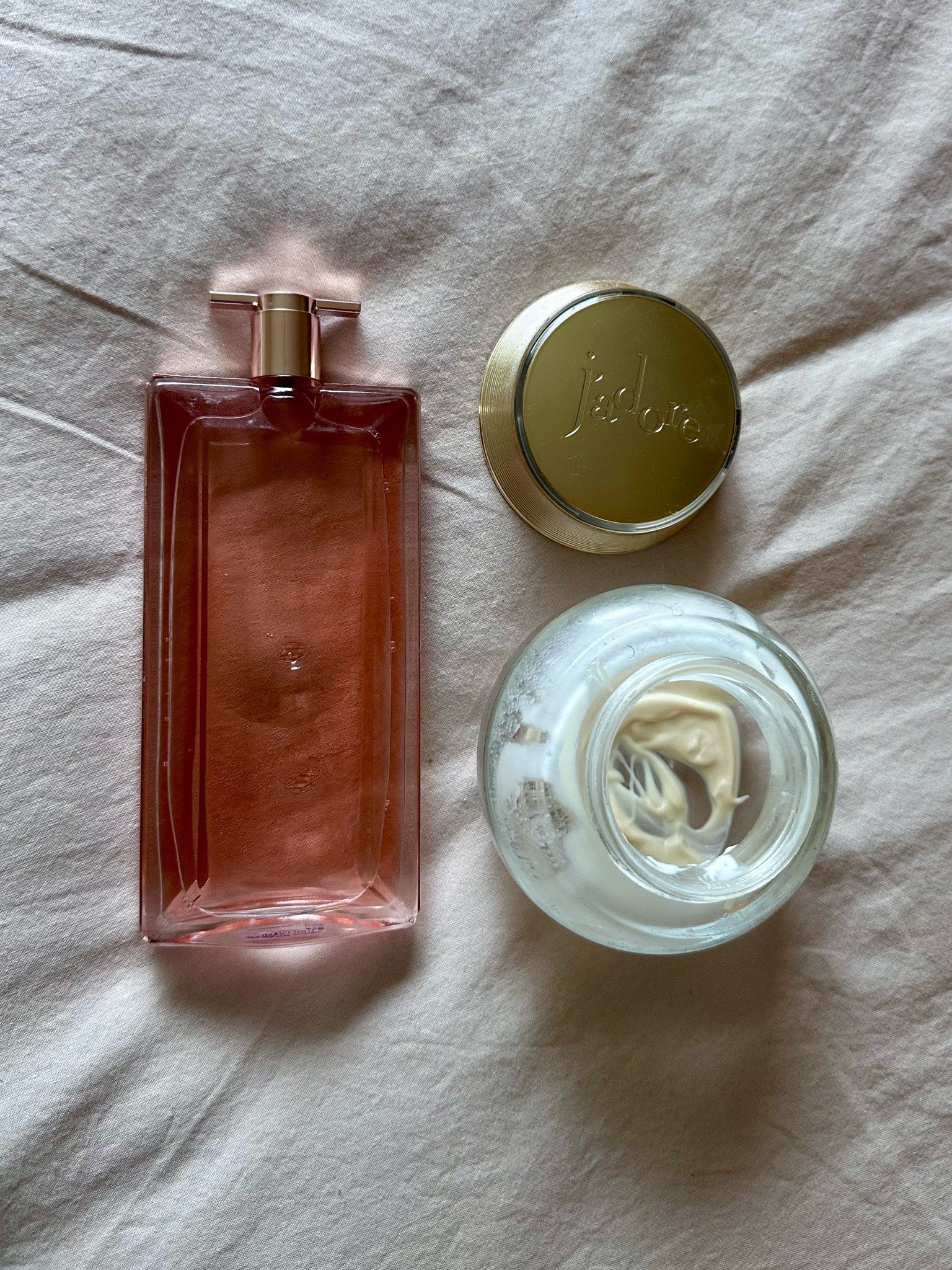 To my flower ladies: TRY IDOLE by LANCOME (GORG) and for sure J’adore body cream 

#LTKGiftGuide #LTKMostLoved #LTKSeasonal
