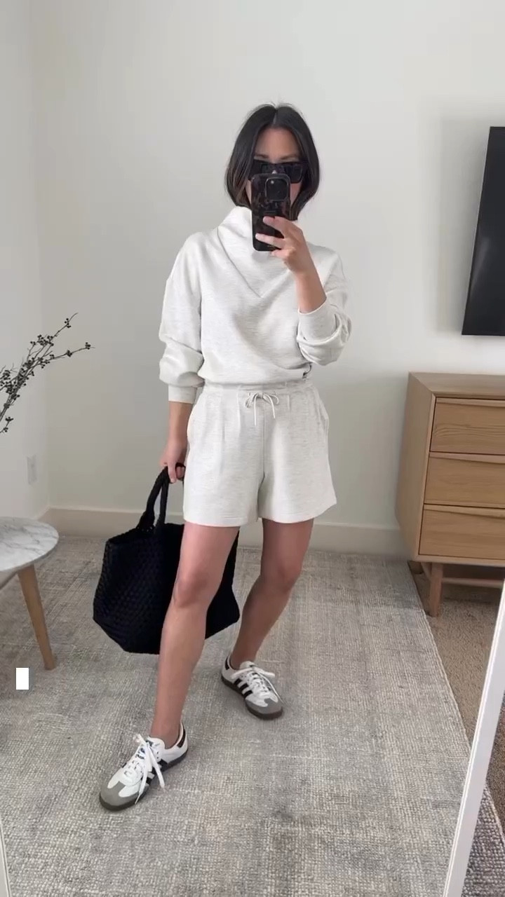 Varley set from doublesoft collection. Absolutely love both the top and bottoms. The shirts are so flattering. 

Varley sweatshirt xxs. Runs big. 
Varley shirts xxs
Adidas Samba sneakers 4.5 men’s. 
Naghedi medium tote black 
YSL sunglasses 

Athleisure, petite style. 


#LTKshoecrush #LTKfit #LTKitbag