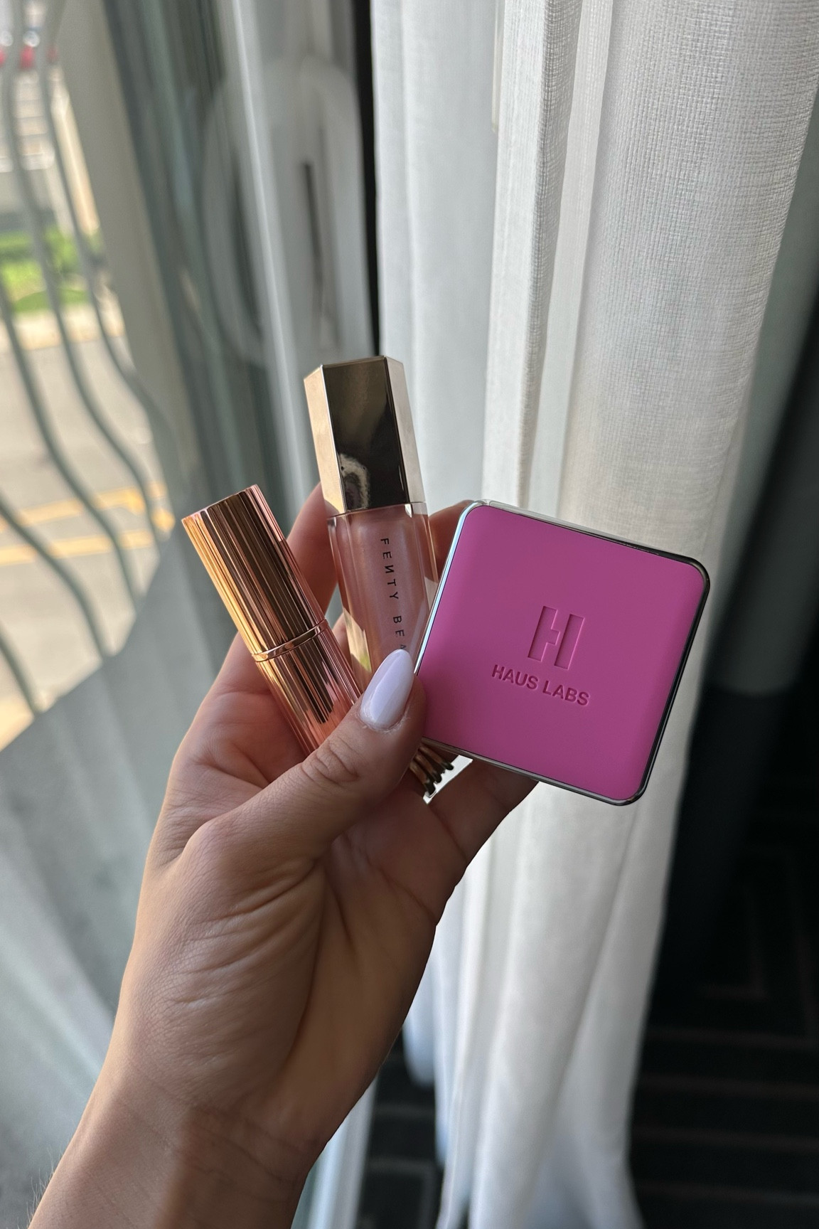 Recent Sephora purchases!💄

Blush - Dragon Fruit Daze 
Lipgloss - Sweet Mouth
Lipstick - Live It Up