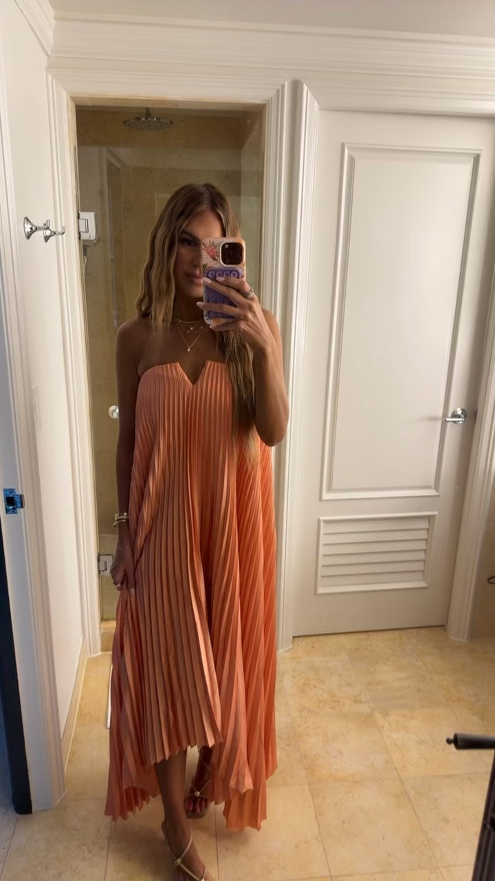 VICI new arrivals are live! Use my code Hollie40 for 40% off!