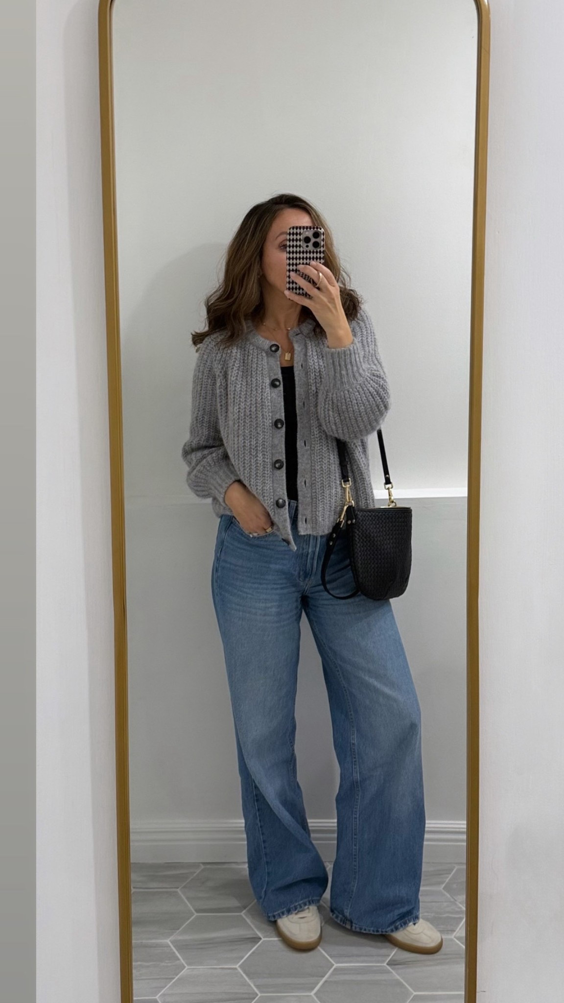 I sized down in this cardigan to xxs. Comes in several gorgeous colors. It’s warm!!! 
Jeans are H&M and long (I’m 5’6). The linked Old Navy pair is identical but comes in different inseams. Size down in sneakers.  They comes in ton of pretty colors.  

#LTKItBag #LTKStyleTip #LTKOver40