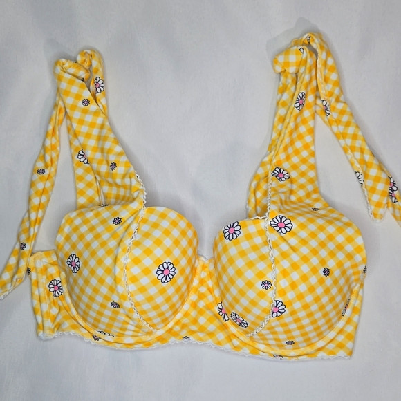 Unique Vintage Swim All tied up bikini top, yellow gingham and flowers, Size M | Poshmark