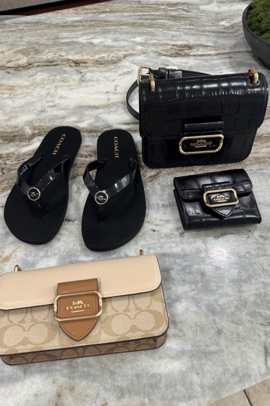 The classics , coach hand bag , coach flip flops , quality at a great price . 

#LTKStyleTip #LTKFindsUnder100 #LTKSaleAlert