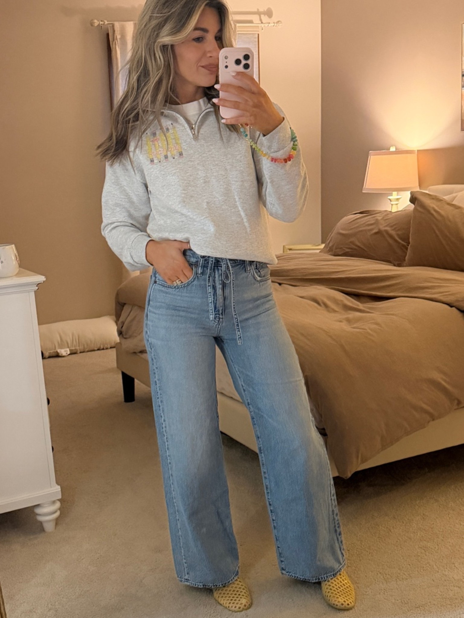 My favorite @Madewell jeans are a staple for work

#LTKootd #LTKMothersDay #LTKmomlife