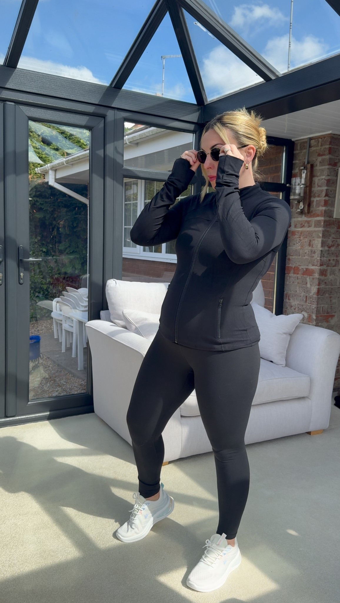 Gorgeous black gym set. So comfy, soft but holds you in all the right places! 

#LTKcurves #LTKuk #LTKmidsize