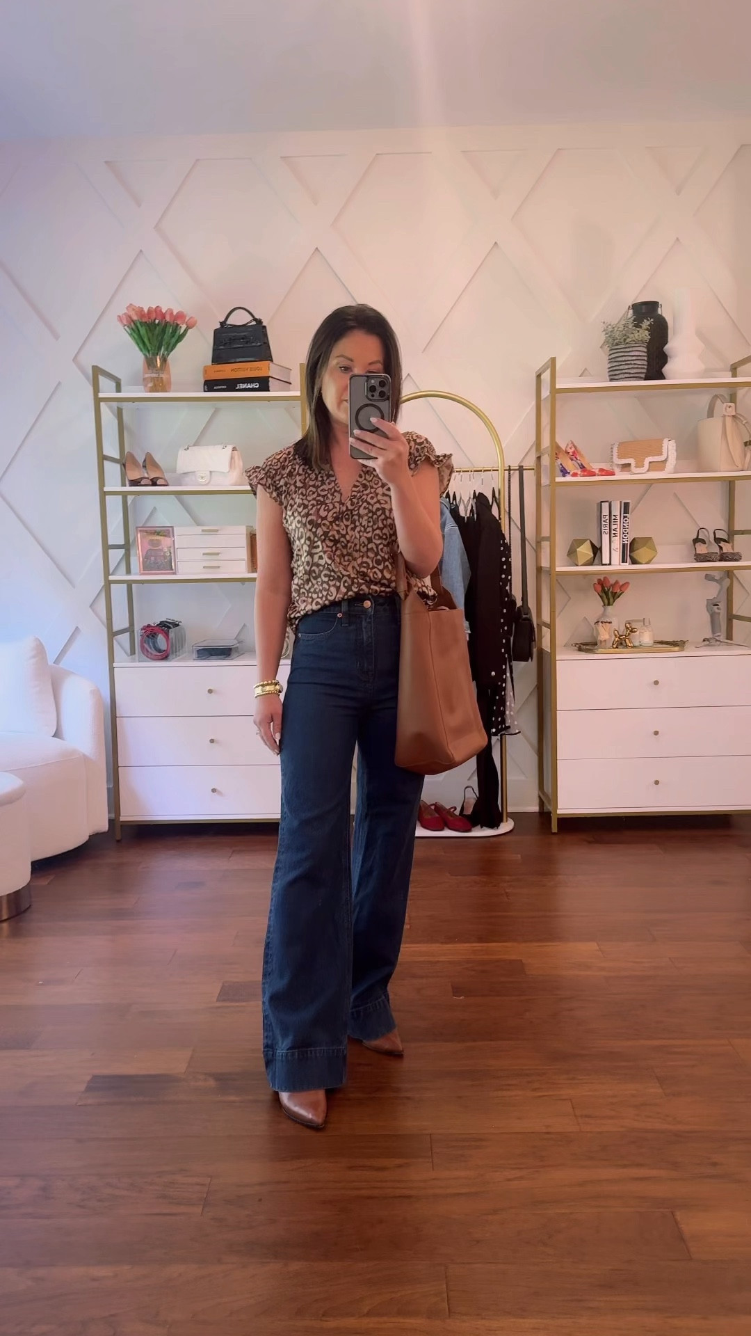 Early fall outfit idea- fav jeans on sale now - wearing xs perite in top, 25 jeans 

#LTKVideo #LTKOver40 #LTKStyleTip