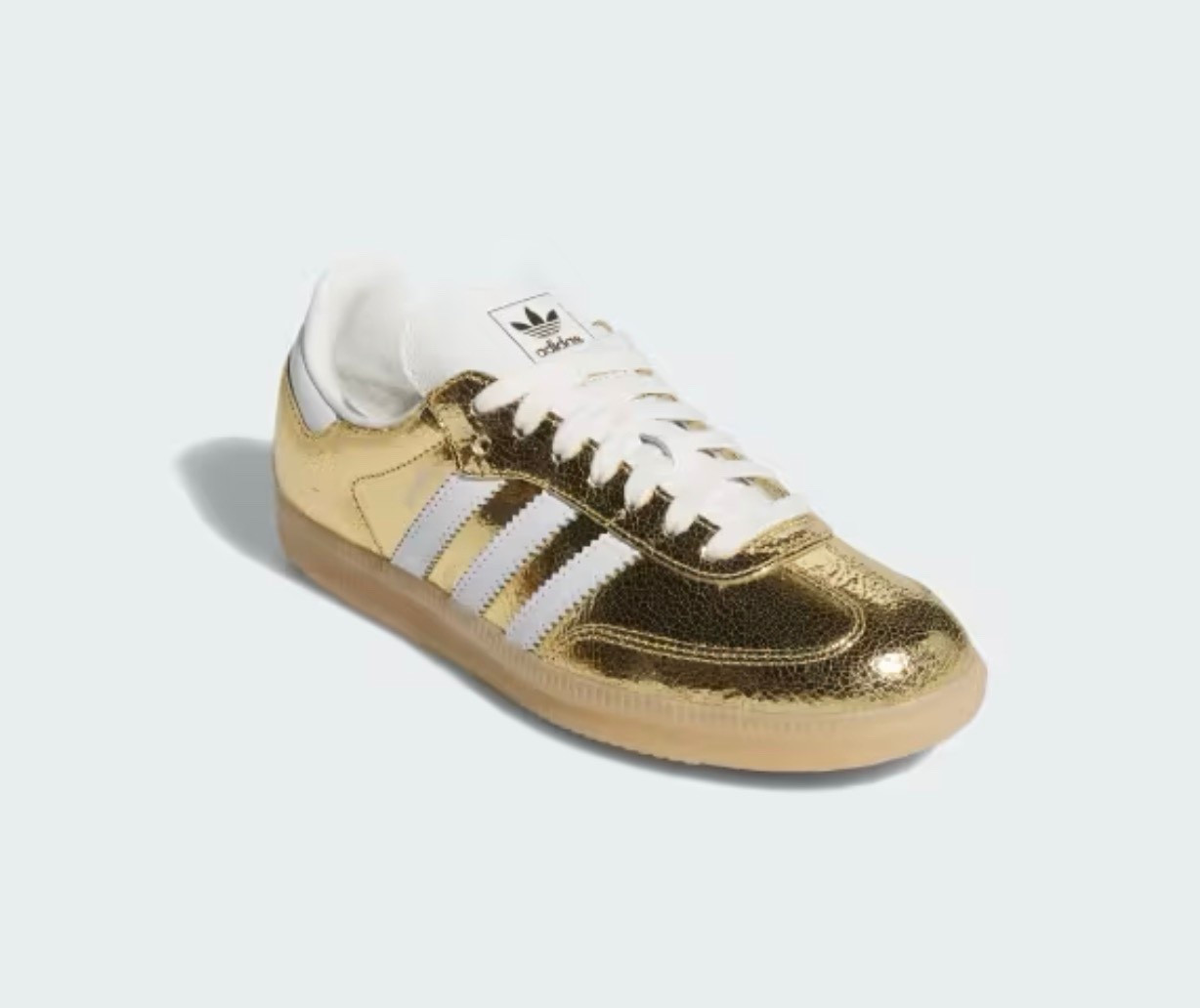 Golden 

#LTKShoeCrush #LTKSeasonal #LTKStyleTip