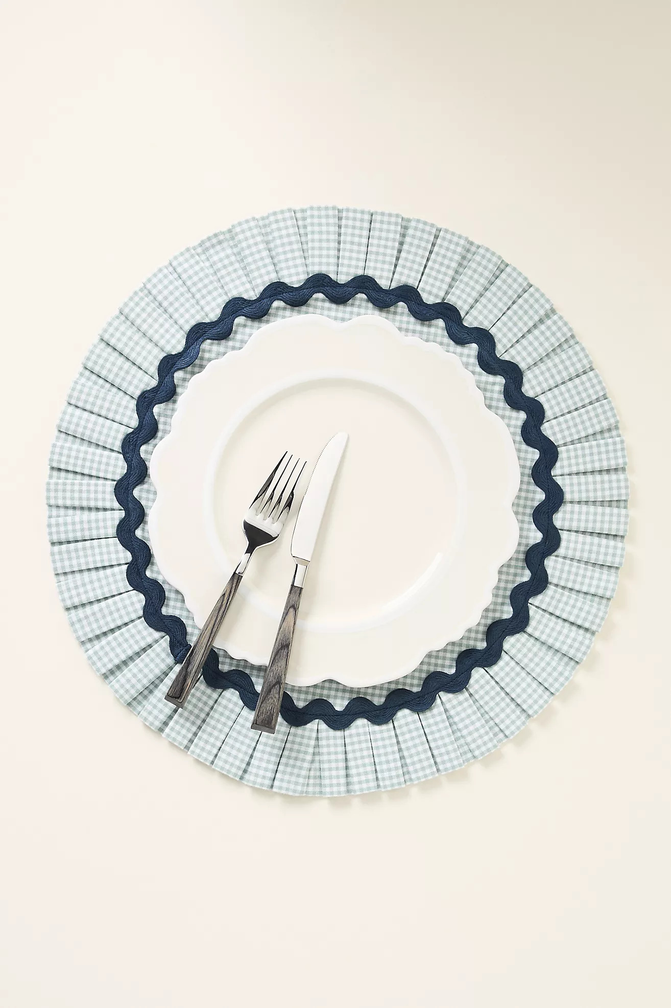 Ruby Rickrack Pleated Round Placemat | Anthropologie (US)