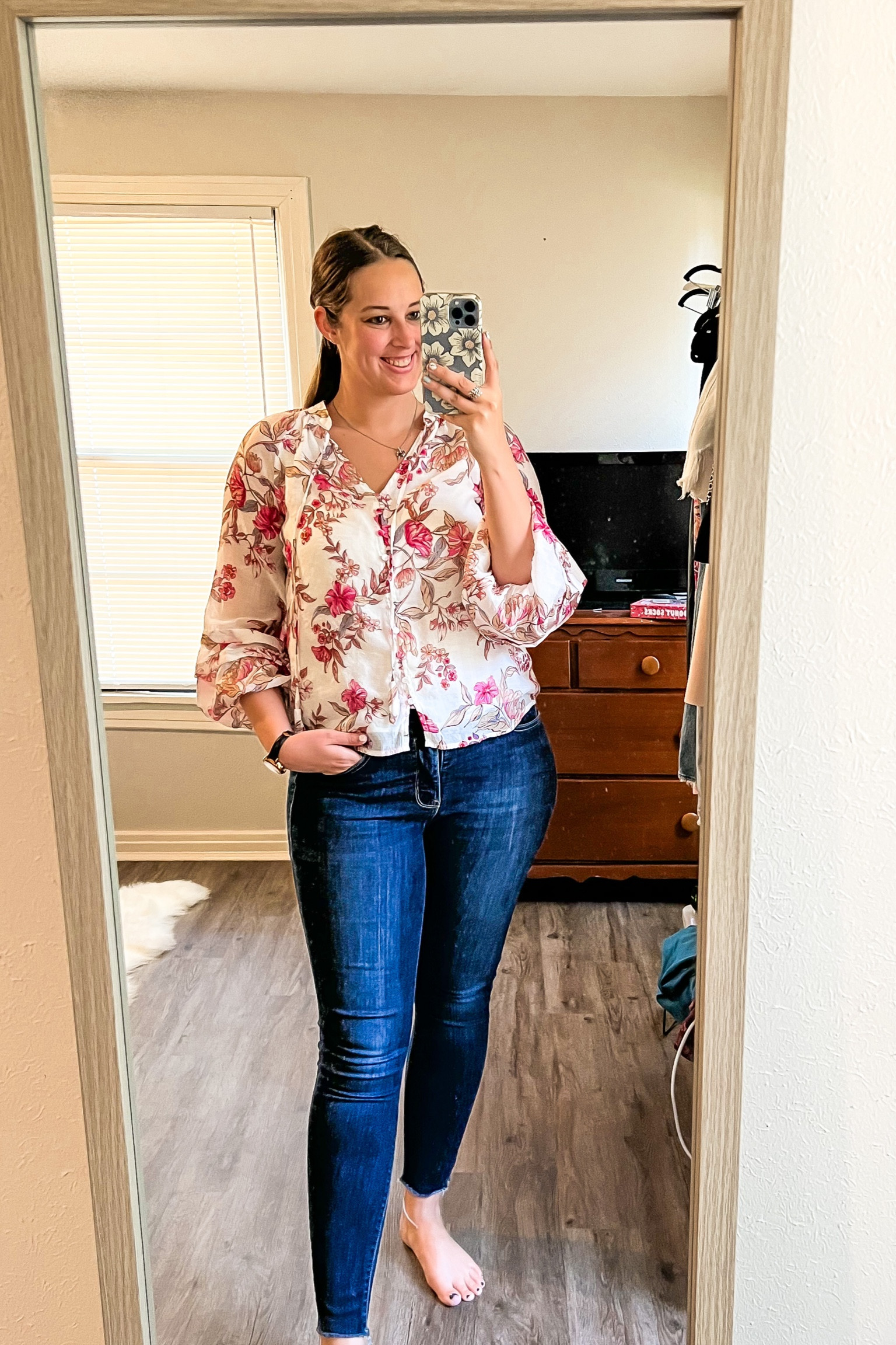 Friday 6.30.23 ootd - Avara boutique floral ruffle sleeve blouse (medium) and seven7 high rise tummyless skinny jeans (size 10/30)

Midsize, midsize outfit, size 10, size 10 outfit, ootd, outfit inspo, affordable Outfit, casual Friday, floral blouse, summer outfit, small boutique, small business finds, 

#LTKFind #LTKSeasonal #LTKworkwear