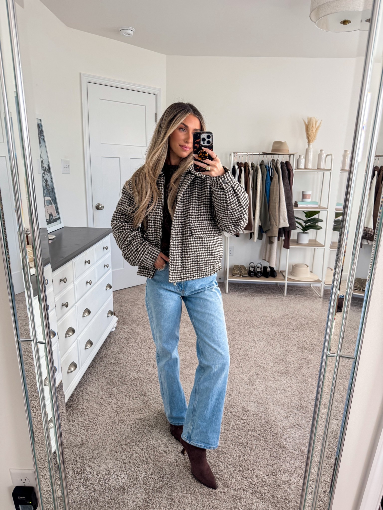 Elevated casual fall & winter outfit 
+ houndstooth jacket: small
+ brown sweater: small
+ jeans: 24 short 
+ boots: true to size 

Target style
Target fashion 
Winter outfit 
Elevated casual outfit 
Holiday shopping outfit 
Brunch outfit 


#LTKootd #LTKFindsUnder100 #LTKHoliday