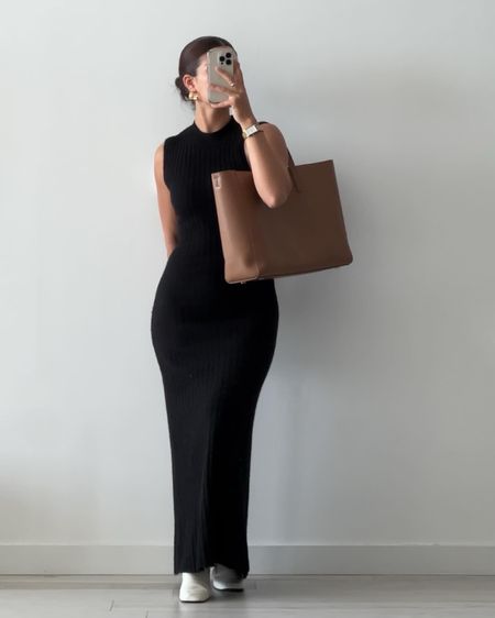 maxi season 💻

the amount of use I’ve gotten out of this dress has truly made her worth every penny 💸 

details:
dress - Nordstrom, s, linked
shoes - everlane, 7.5, linked
bag - calpak, linked

#workwear #officeoutfit #miami