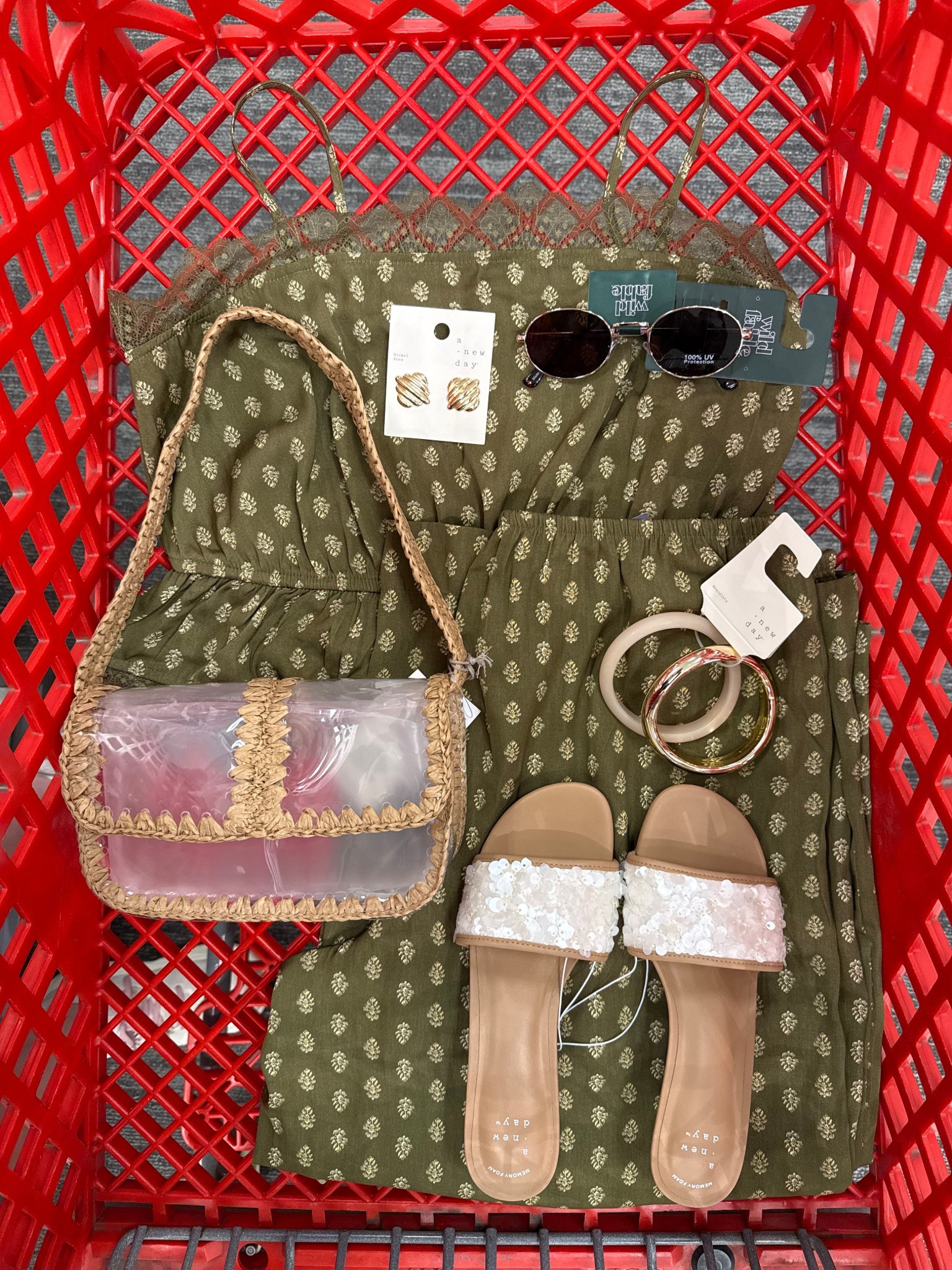 proof loungewear can be chic ✨