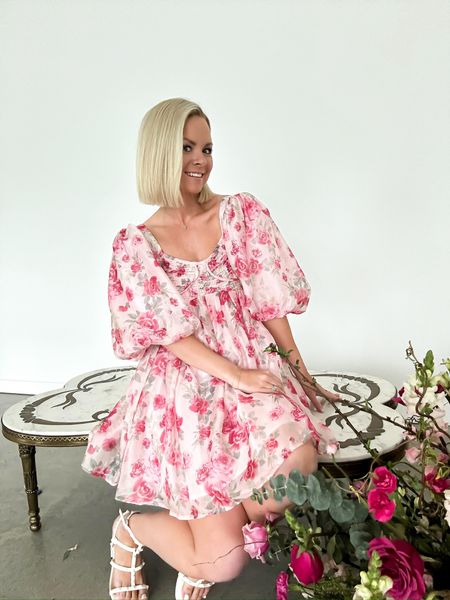 Gorgeous floral puff sleeve dress! Perfect cocktail dress for a wedding! 

#LTKfindsunder100 #LTKwedding