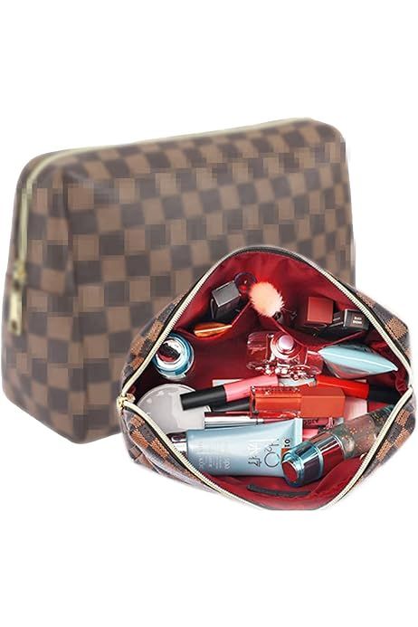 Checkered Makeup Bag, DIGHEIGG Makeup Organizer Cosmetic Bags for Women Portable Large Retro Toiletr | Amazon (US)