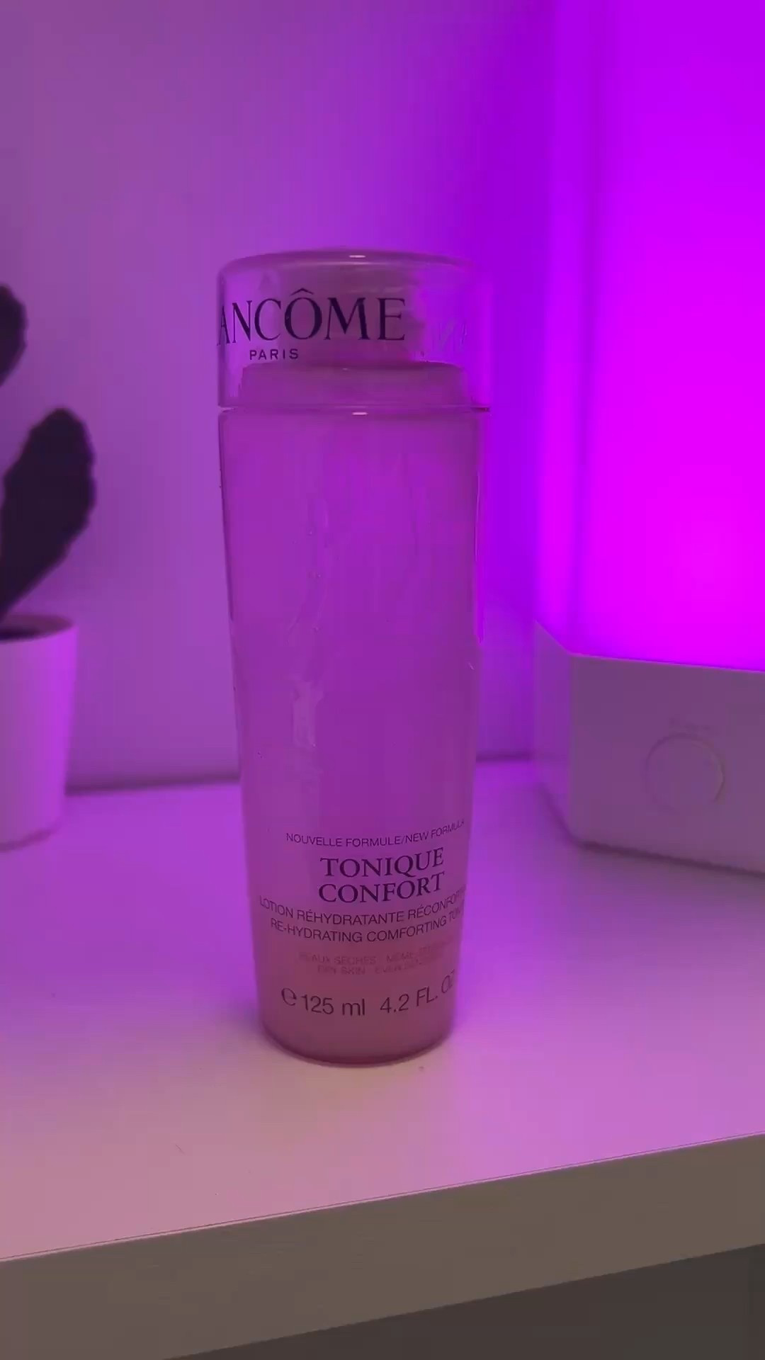 TONIQUE CONFORT
Re-hydrating & Comforting Toner With Hyaluronic Acid & Squalane ✨Una rutina de cuidado de la piel simple y elegante que realmente disfruto.
Este dúo de Lancôme ayuda a retirar el maquillaje suavemente y a mantener la piel fresca, suave e hidratada cada día.

#LTKcanada #LTKover50style #LTKbeauty