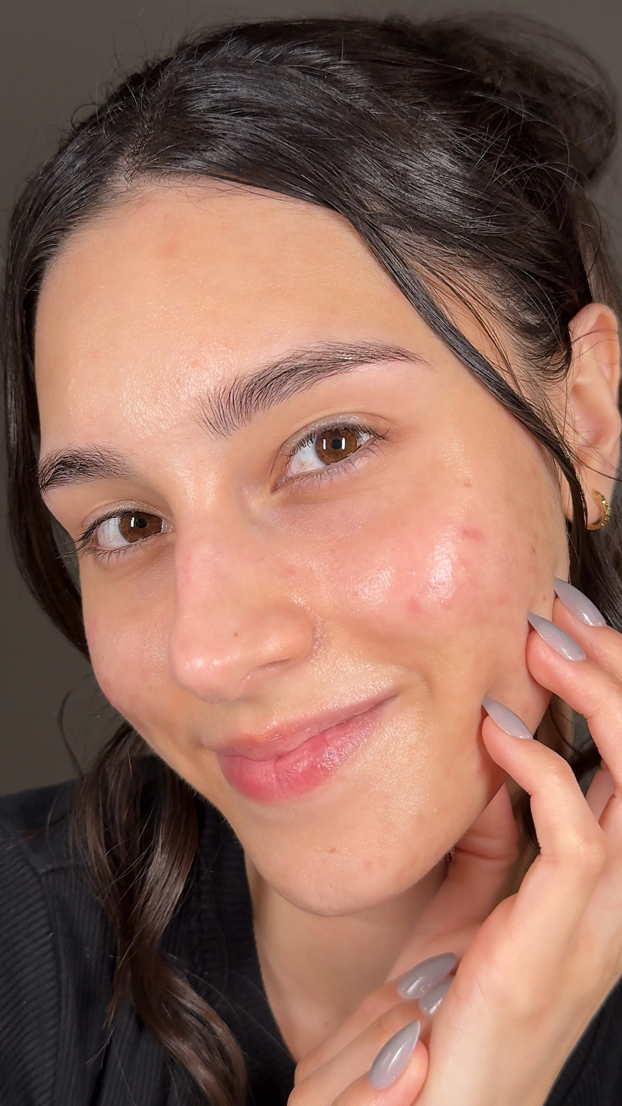 Night skincare routine 🫶🏻 Mi piel es mixta pero cuando hace frío se reseca y este dúo me ayuda a recuperarla!

#LTKSaleAlert #LTKBeauty