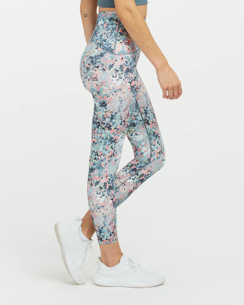 Booty Boost® Active Splatter Floral 7/8 Leggings | Spanx