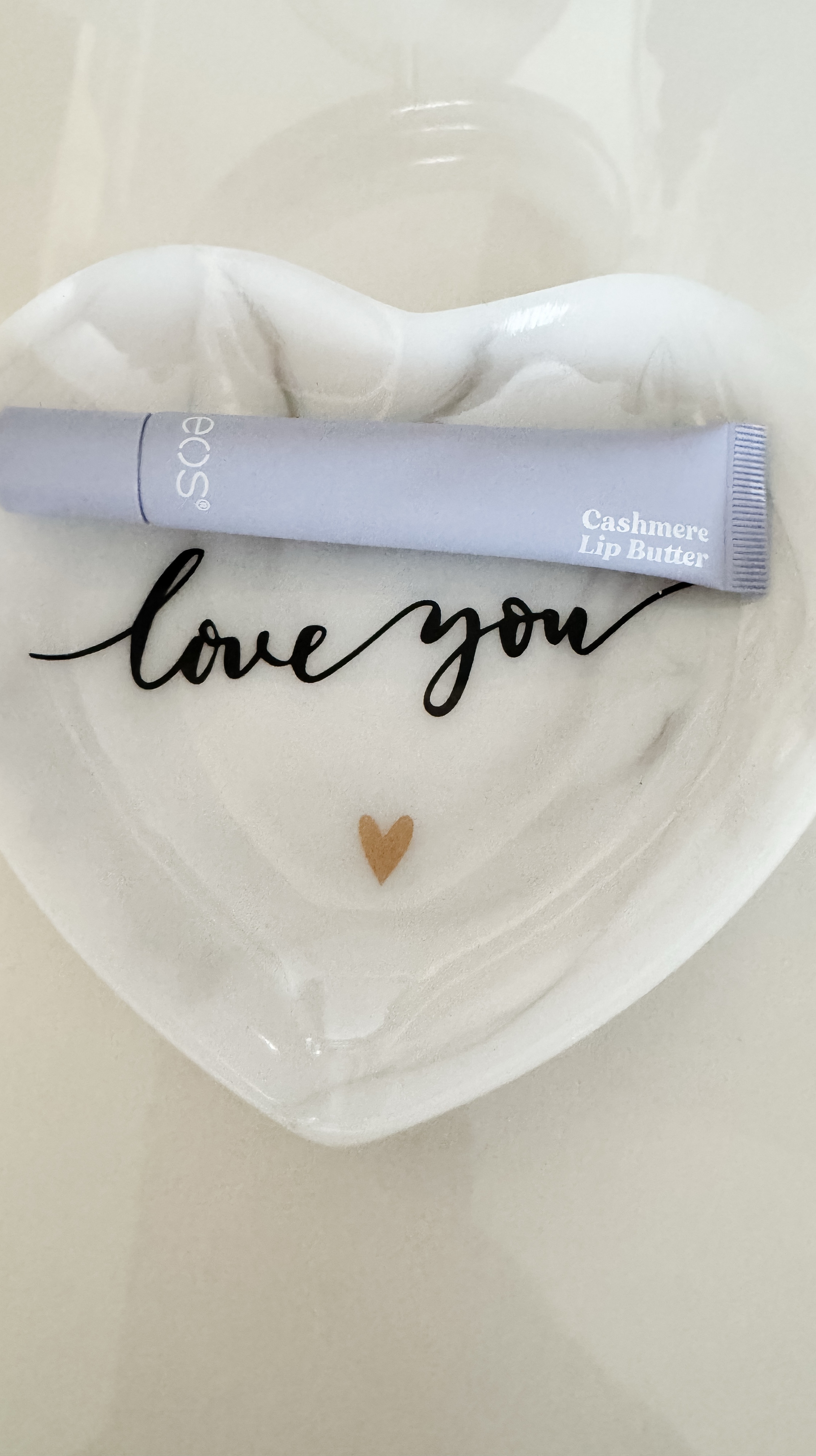 The yummiest scent of vanilla…now loading on your lips💛
#eos


#LTKMostLoved #LTKBeauty #LTKStyleTip