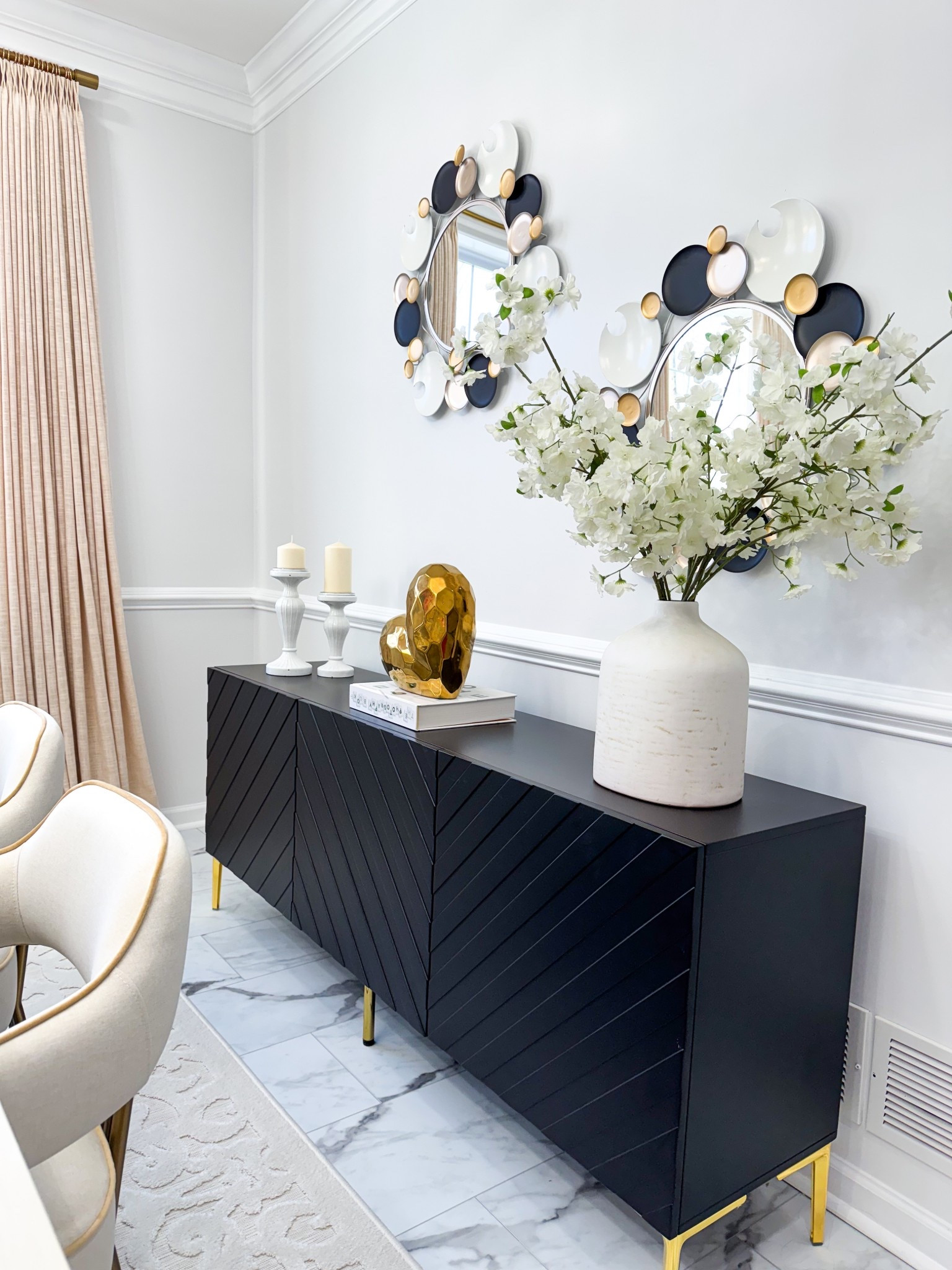 Home decor finds 💕 Tap below to shop! Follow me @omabelle for more Fashion, Home & everything inbetween. Glad to have you here!!! 💕😊🙏
Coffee table | Livingroom | Home decor | bedding | bedroom | fall decor |  fall porch | dresser | rug | kitchen | dispenser | cutlery set | knives 


#LTKU #LTKStyleTip #LTKItBag