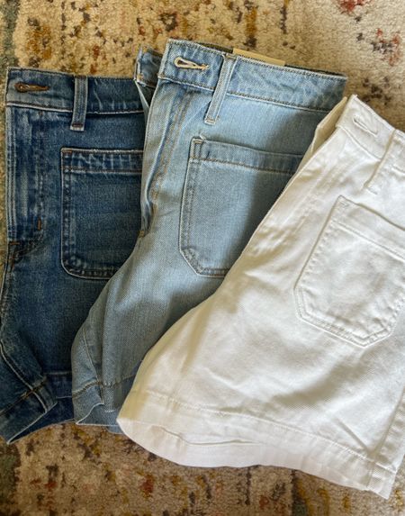 These Madewell look a likes are 1/3 the price! Quality isn’t as good, but definitely gives the same look!

#LTKFind #LTKunder50 #LTKSeasonal