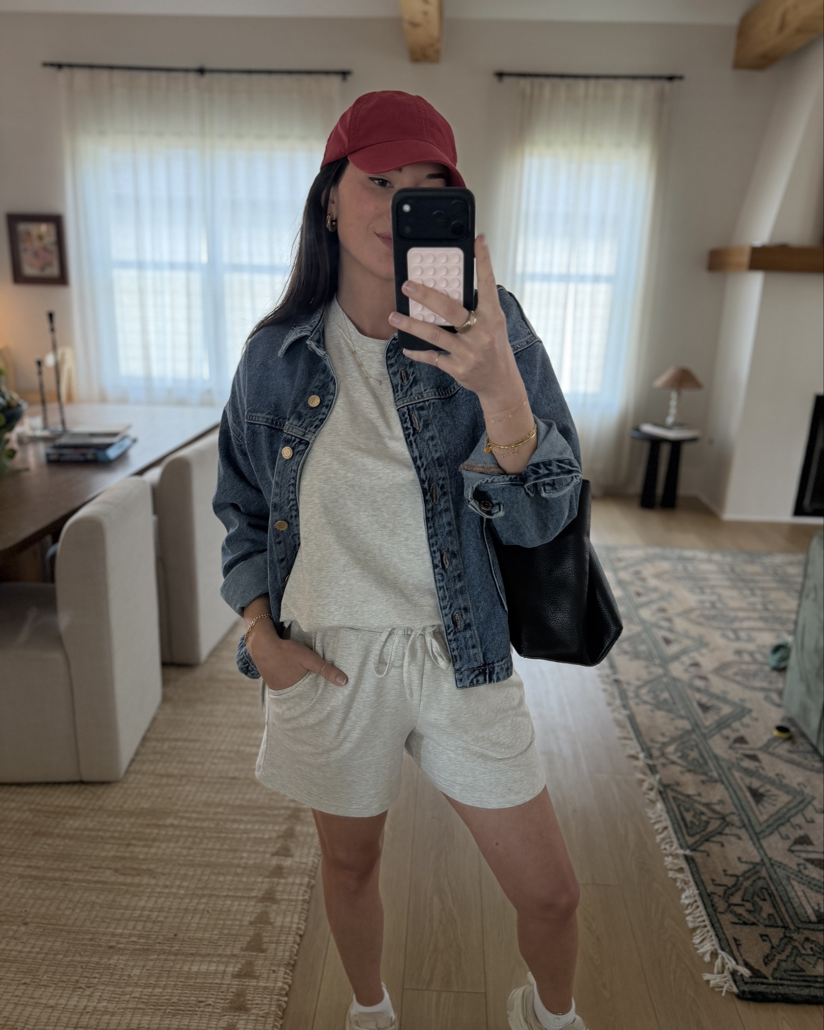 The comfiest and stretchiest little Amazon set! Easy to style for a casual and effortless daytime look. 


#LTKSpringSale #LTKgrwm #LTKmomlife