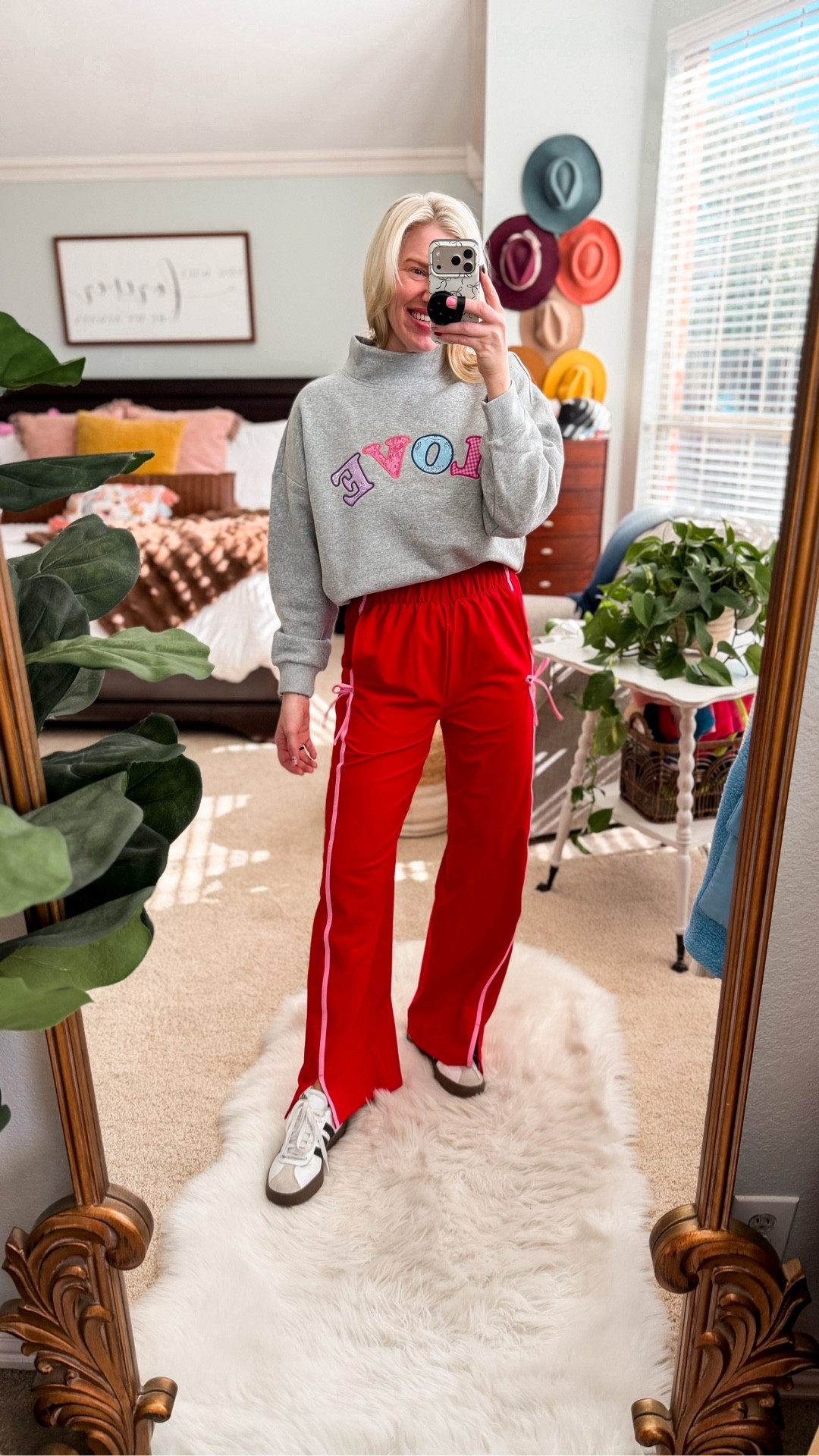 The sweetest Valentine’s Day collection from Joy Lab at Target ❤️💕
Sweatshirt fits tts and wearing small
Track pants fit tts and wearing small 

#LTKOver40 #LTKActive #LTKFindsUnder50