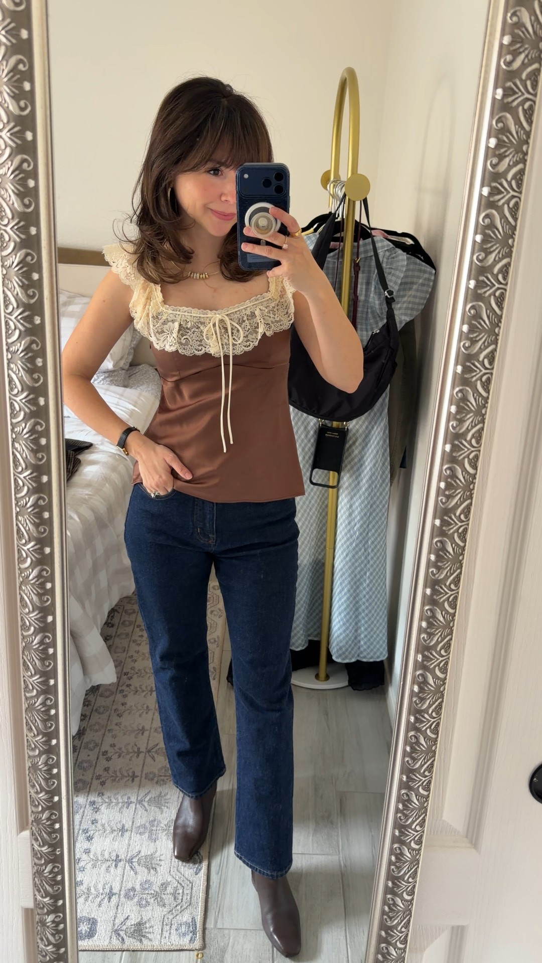 If you’re under 5’3 and want pieces that feel special but still practical, this is a good one.
The top hits at a flattering length for petites, the jeans don’t overwhelm my frame, and the boots work across seasons.
An easy formula for casual dinners, errands, or everyday mom life.

