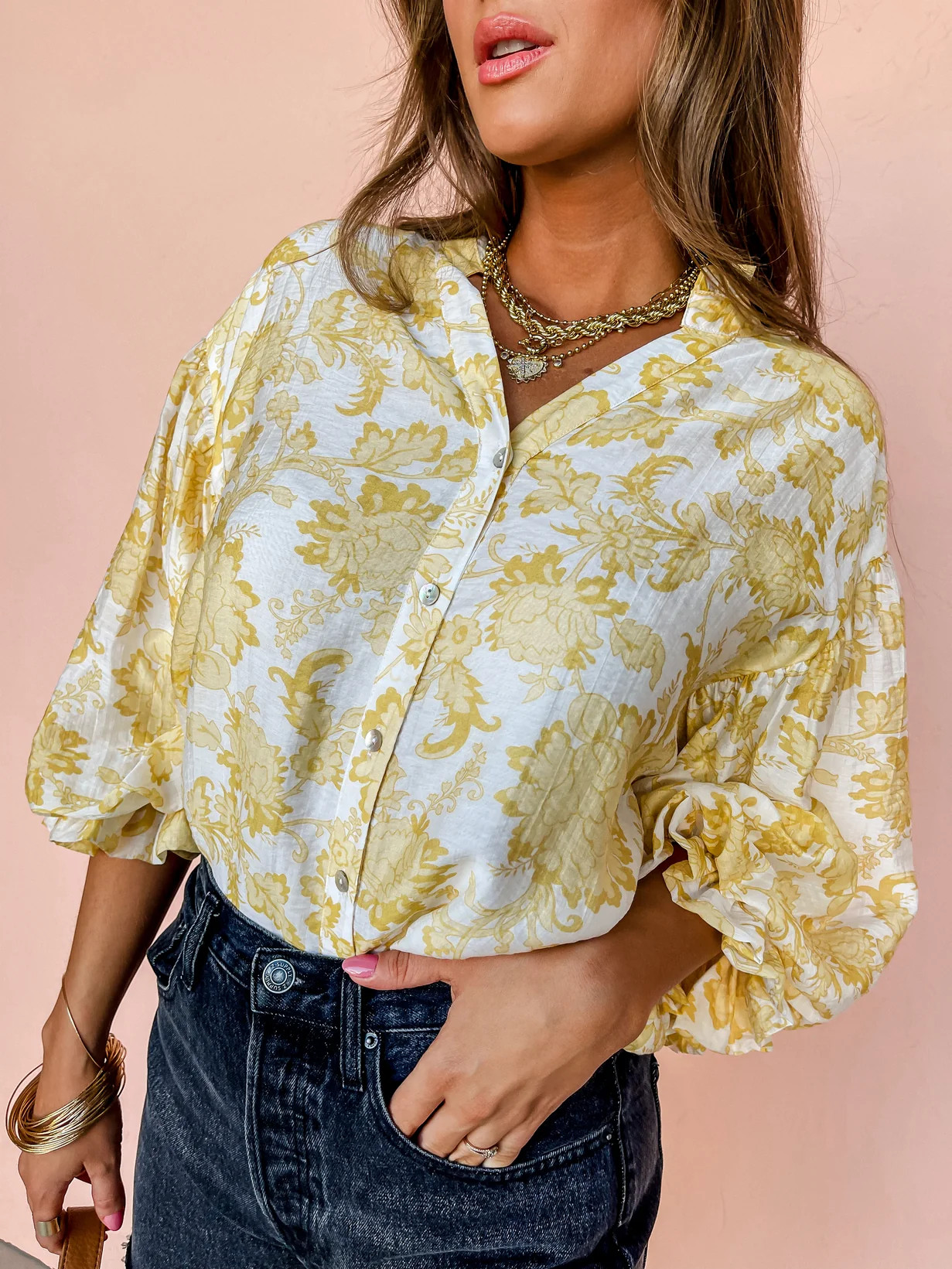 Go For Gold Bubble Sleeve Top | Ruthie Grace