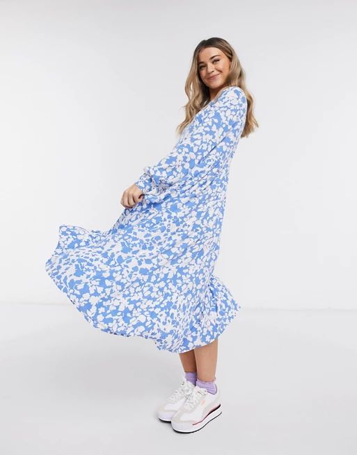 Pieces - Robe longue volantée à fleurs - Bleu et blanc | ASOS (Global)