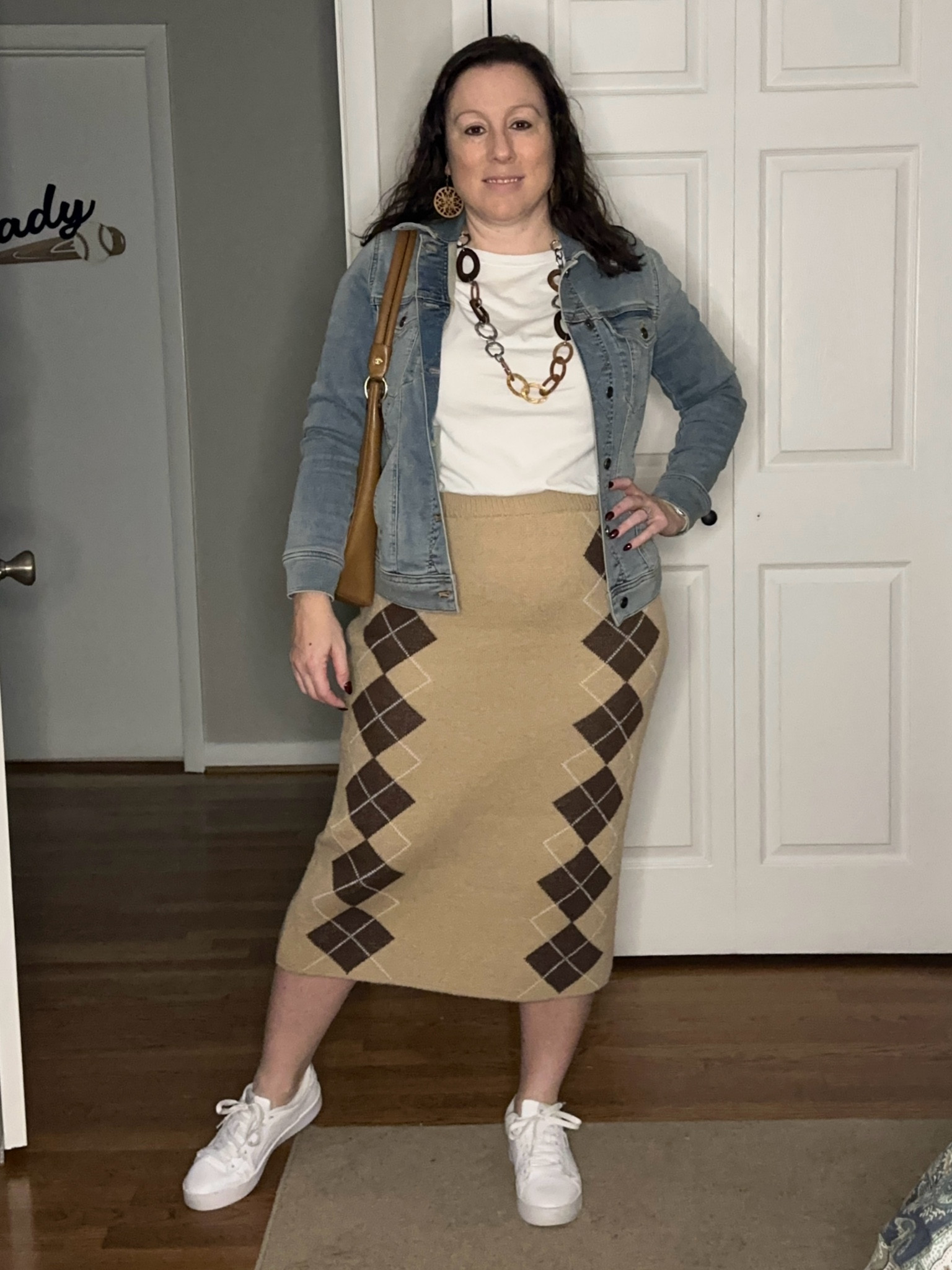 I love a sweater skirt and this print is perfect for dressing down or up! 

#LTKMidsize #LTKSeasonal #LTKWorkwear