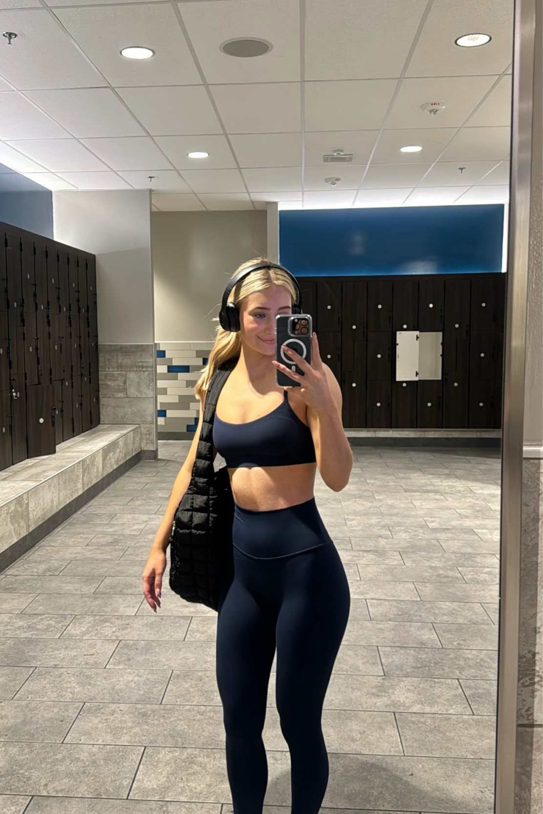 Navy blue workout set 

#LTKActive #LTKSummerSales #LTKStyleTip
