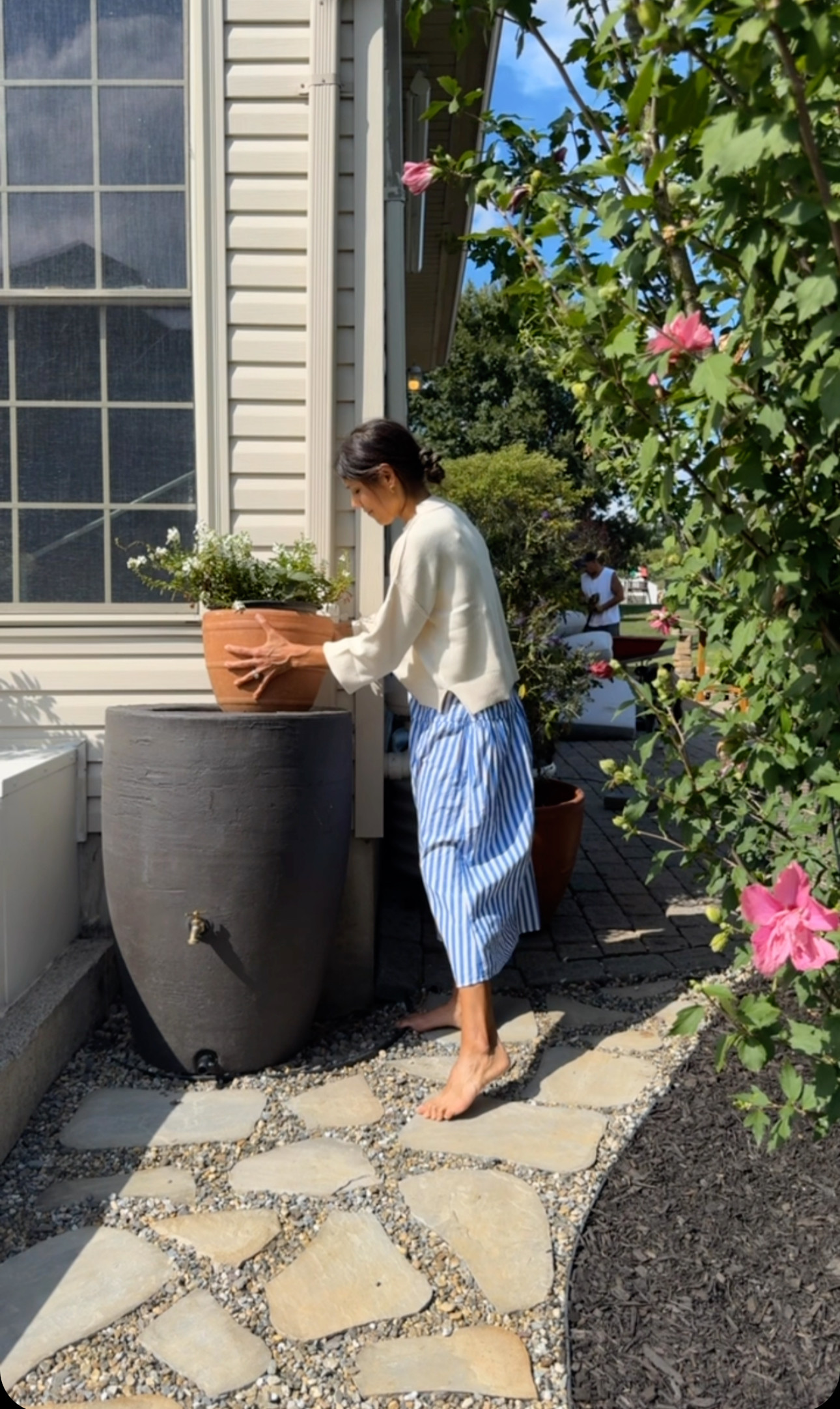 Barefoot mornings, terracotta, and a little bit of magic 🌸☀️
Living my “tend the garden, tend the soul” era

#ltkhome #ltkstyle #gardenstyle #gardeninspo #slowliving #coastalliving #gardenvibes #springaesthetic #outdoorliving #simpleliving #homestyle #cottagecoreaesthetic #everydaymagic #neutralstyle #gardenlife 

 